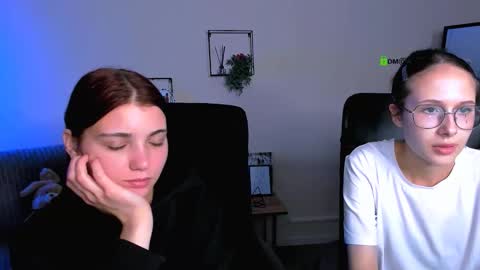 evelyn_muse online show from September 2025 07:25:01 PM