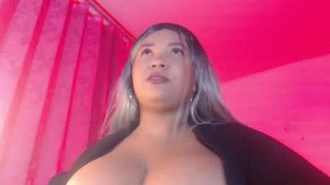 Evelyn Sandoval online show from October 2025 01:50:02 AM