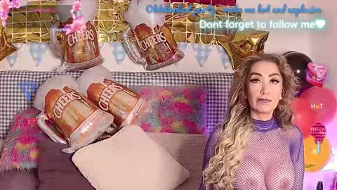 Snapshot of evelynagrey chatting on October 2025 04:09:02 AM EvelynaGrey online show from October 2025 04:09:02 AM