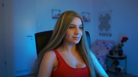evelyncage_ online show from January 2025 07:34:01 PM