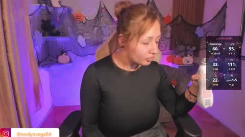 Snapshot of evelynvega0 chatting on November 2025 03:52:02 AM Bigboobs Evelyn Vega online show from November 2025 03:52:02 AM