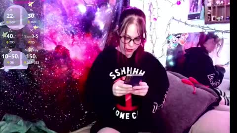 Evie online show from January 2025 04:07:01 AM