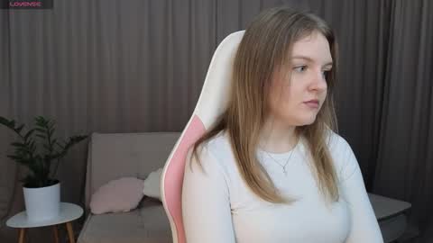 Evetta online show from November 2025 07:51:01 AM