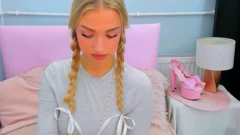 Eve online show from October 2025 03:35:02 PM