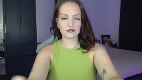 Snapshot of eviik chatting on October 2025 09:04:02 PM Lessie online show from October 2025 09:04:02 PM