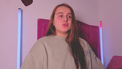 EVY online show from October 2025 01:28:01 AM