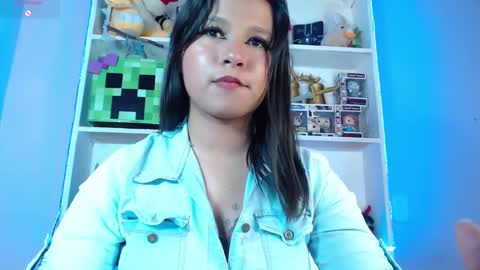 Im Evy online show from December 2024 08:34:01 PM