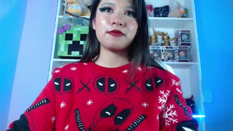 Im Evy online show from December 2024 04:10:02 AM