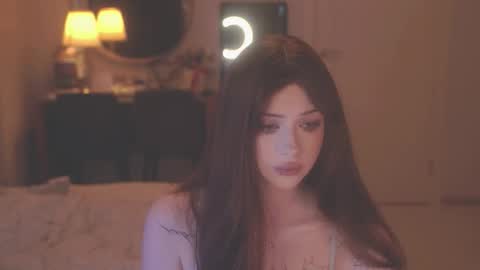 Alyson online show from November 2025 01:13:01 PM