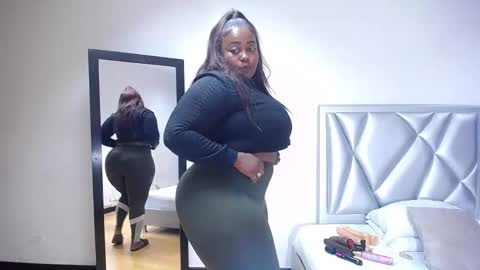 Snapshot of exotic_karmella chatting on December 2024 09:01:01 PM exotic_karmella online show from December 2024 09:01:01 PM