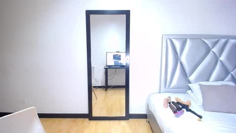 Snapshot of exotic_karmella chatting on December 2024 09:35:01 PM exotic_karmella online show from December 2024 09:35:01 PM