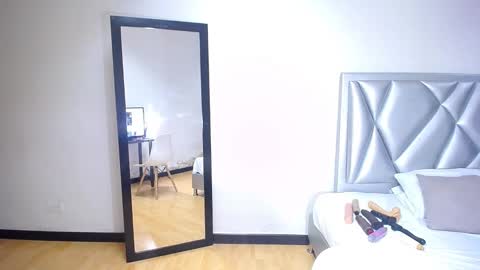 Snapshot of exotic_karmella chatting on December 2024 01:14:01 AM exotic_karmella online show from December 2024 01:14:01 AM