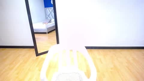 Snapshot of exotic_karmella chatting on January 2025 10:43:01 PM exotic_karmella online show from January 2025 10:43:01 PM
