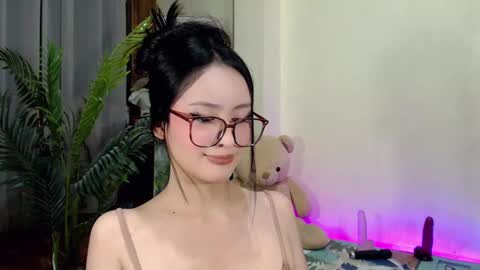 Snapshot of expensive_candyx chatting on February 2025 02:32:01 PM Candy online show from February 2025 02:32:01 PM
