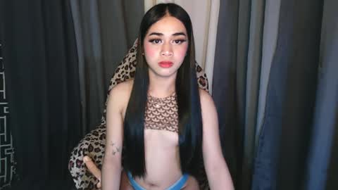 chloee online show from February 2025 01:00:02 PM