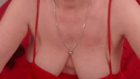 Snapshot of experiencedalana chatting on November 2025 02:04:01 PM Alana online show from November 2025 02:04:01 PM