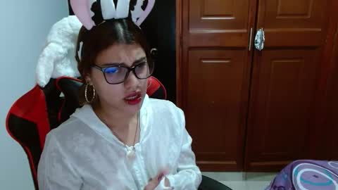 Snapshot of eyfy_bbs chatting on October 2025 10:10:02 PM Nadia online show from October 2025 10:10:02 PM