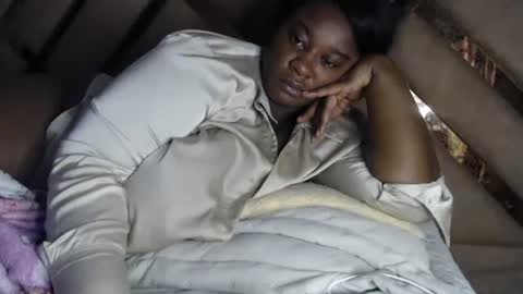 eyshaexotii online show from September 2025 02:27:02 AM