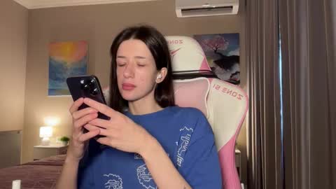 Bloom  online show from October 2025 11:34:02 AM