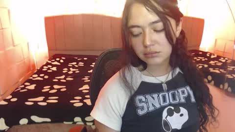 Marie online show from October 2025 07:14:02 PM