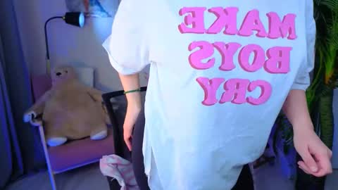 Tara online show from November 2025 09:31:02 PM