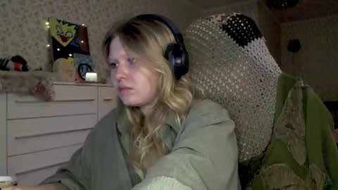 Snapshot of fairydreams_ chatting on November 2025 06:07:02 PM Arisha online show from November 2025 06:07:02 PM