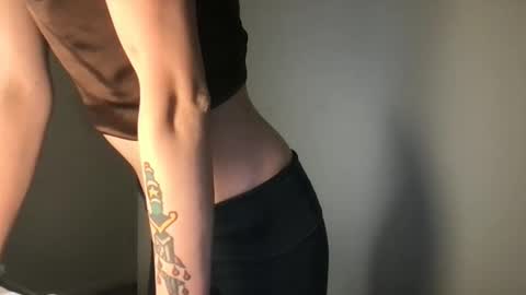 Snapshot of fakenshitsis chatting on October 2025 12:40:02 AM Haydee online show from October 2025 12:40:02 AM