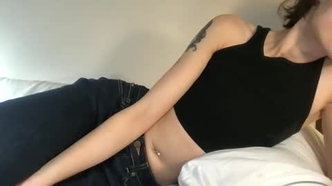 Snapshot of fakenshitsis chatting on November 2025 06:24:02 PM Haydee online show from November 2025 06:24:02 PM