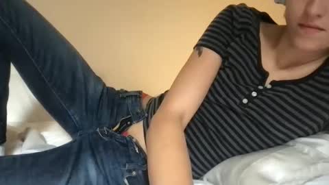 Snapshot of fakenshitsis chatting on November 2025 05:45:03 PM Haydee online show from November 2025 05:45:03 PM