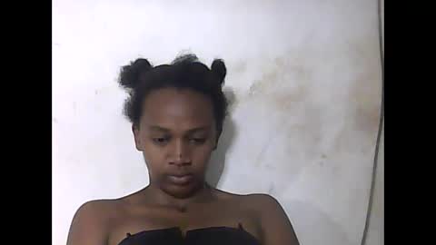 falielyse online show from October 2025 08:51:02 PM