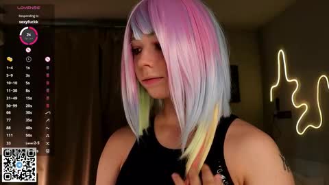 Emilia online show from September 2025 04:16:02 AM