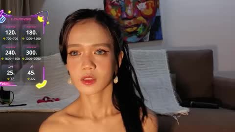 Miya online show from November 2025 01:22:02 PM