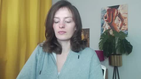 Nadine online show from September 2025 04:39:02 AM