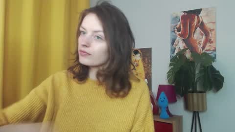 Nadine online show from October 2025 04:43:02 AM