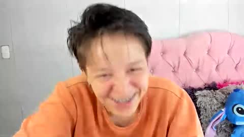 FANNY online show from October 2025 02:59:01 AM