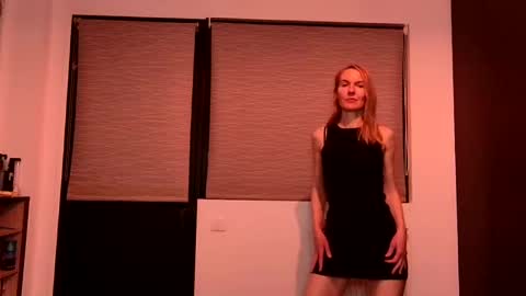 Fanny online show from December 2024 05:00:01 PM