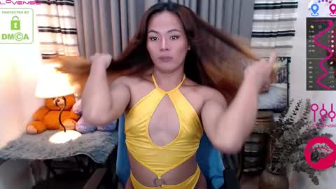 Snapshot of fantacy_babes chatting on December 2025 02:05:01 AM BRIANNA online show from December 2025 02:05:01 AM