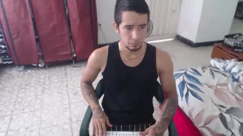 fantasieshotcouple online show from September 2025 06:13:01 PM