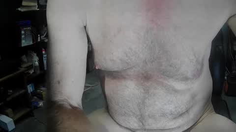 Snapshot of fantasyresort chatting on November 2025 04:34:01 AM fantasyresort online show from November 2025 04:34:01 AM