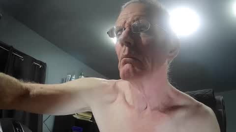 Snapshot of fantasyresort chatting on November 2025 04:07:01 AM fantasyresort online show from November 2025 04:07:01 AM