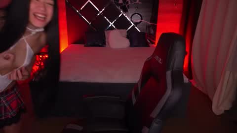 Nellie online show from October 2025 09:39:02 PM