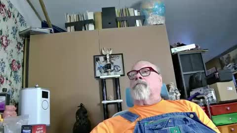 Fred. online show from February 2025 11:55:02 PM