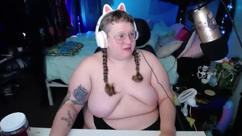 Snapshot of fatveronica chatting on February 2025 10:34:01 AM FatVeronica online show from February 2025 10:34:01 AM