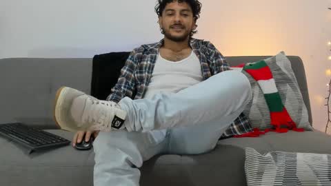 favid95 online show from December 2024 12:55:02 AM