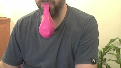 Snapshot of fedeglobos chatting on October 2025 12:44:01 AM fedeGLOBOS online show from October 2025 12:44:01 AM