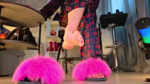 Kris online show from November 2025 09:30:01 AM