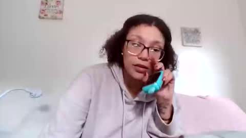 Soley online show from November 2025 04:49:02 PM