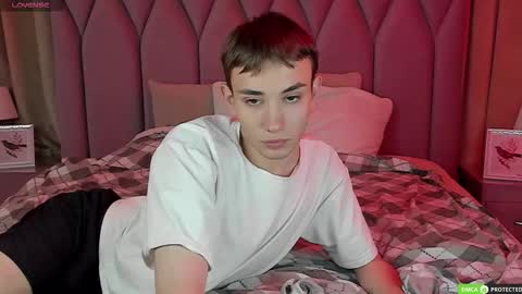 Felix online show from September 2025 04:23:01 AM