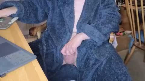 Snapshot of fellainsp8 chatting on October 2025 09:16:01 PM Adam online show from October 2025 09:16:01 PM