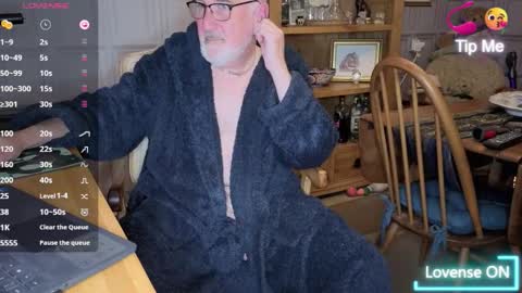 Snapshot of fellainsp8 chatting on October 2025 08:00:02 PM Adam online show from October 2025 08:00:02 PM